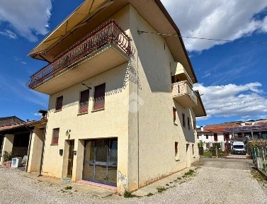 Romano d'Ezzelino, Via Don S. Costantin, 30