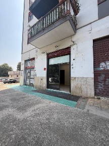 Locale commerciale in Affitto