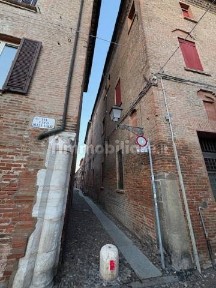 Appartamento via Capo delle Volte 50, Centro Storico, Ferrara