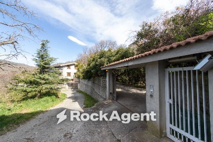 Villa unifamiliare via Onofrio Colace, Pontegrande - Sant'Elia, Catanzaro