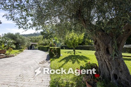 Villa unifamiliare Contrada Zaccano, Caraffa di Catanzaro