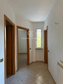 Appartamento via di Ronciglione 112, Centro, Sutri