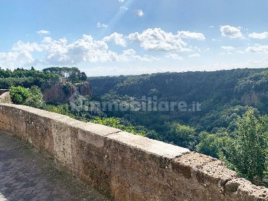 Castel Sant'Elia, Via Porta Vecchia, 2