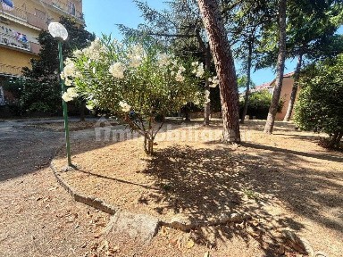 Appartamento ottimo stato, primo piano, Porto Maurizio, Imperia