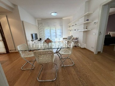 Trilocale via Gorizia, Orologio, Reggio Emilia