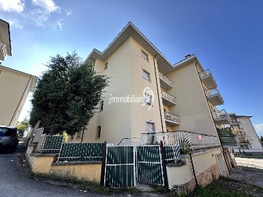 Quadrilocale viale Caduti di via Fani, Santa Barbara - San Sisto, L'Aquila