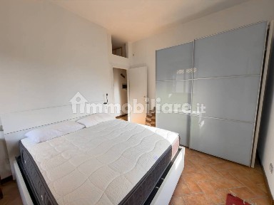 Trilocale via della Madonna, Piazza della Sala, Pistoia