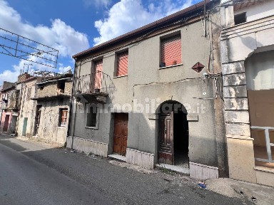 Cessaniti, Via Alessandro Manzoni