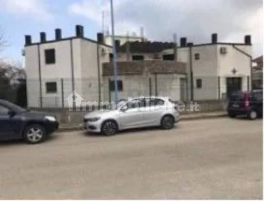 Magazzino all'asta via Galileo Ferraris 13, Melfi