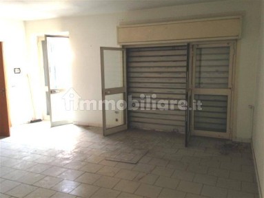 Terratetto unifamiliare 120 m², da ristrutturare, Campobello di Licata
