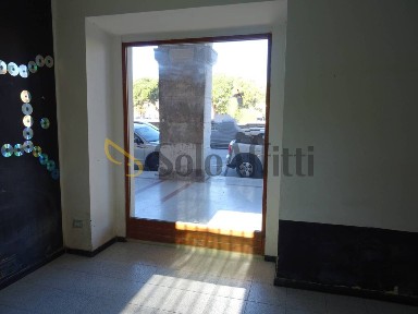 Locale commerciale in Affitto