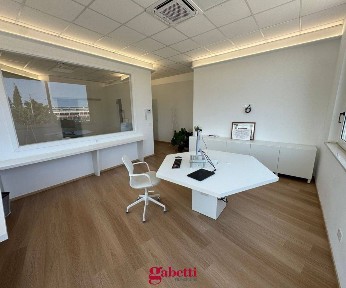 Ufficio - Studio in Affitto