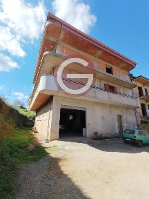 Terratetto unifamiliare 163 m², ottimo stato, Molochio