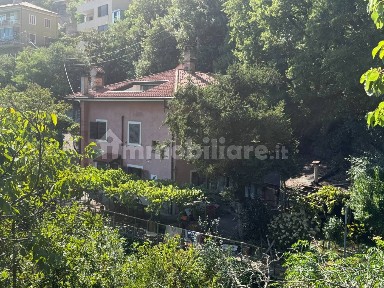 Villa unifamiliare, da ristrutturare, 250 m², Gretta, Trieste