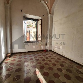 Lastra a Signa, Via Leon Battista Alberti, 13