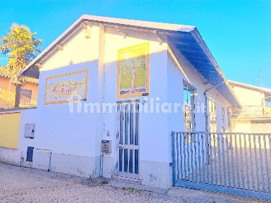 Magazzino - Deposito in Affitto