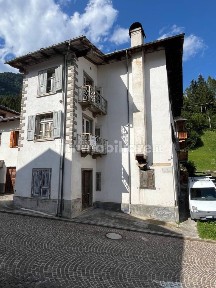 Lozzo di Cadore, Via Padre Marino da Cadore, 1