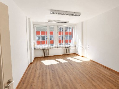 Ufficio - Studio in Affitto