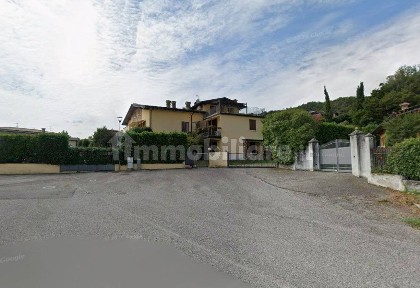 Attico - mansarda all'asta via Barcuzzi 47, Lonato del Garda