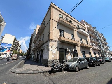 Locale commerciale in Affitto