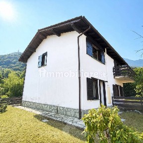 Villa a schiera via Bonella 10, Colico Piano, Colico