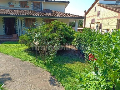 Terratetto unifamiliare via Azzano d'Asti 33, Collina delle Muse, Roma