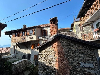 Terratetto unifamiliare via Miazzina 1, Ungiasca, Cossogno