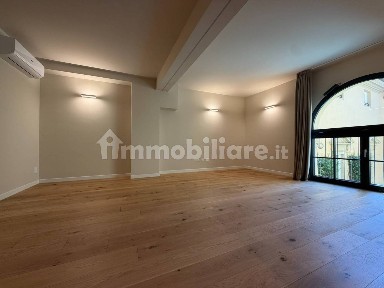 Monolocale via Monte Grappa, Centro Storico, Bologna