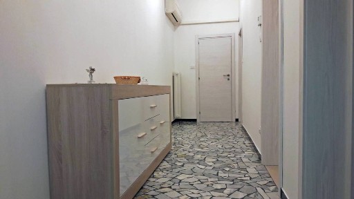 Trilocale via Filippo Beroaldo, San Donato, Bologna