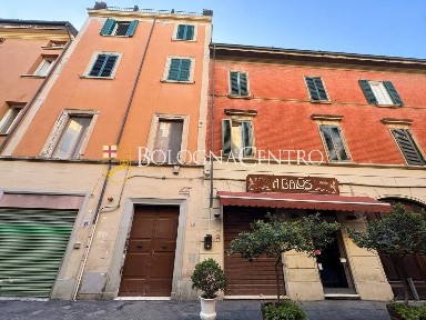 Appartamento via Del Borgo Di San Pietro, Irnerio, Bologna