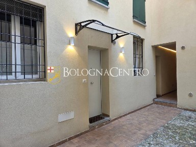 Bilocale via Santo Stefano, Santo Stefano, Bologna