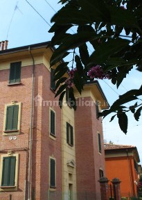 Trilocale ottimo stato, piano rialzato, Saragozza fuori Porta, Bologna