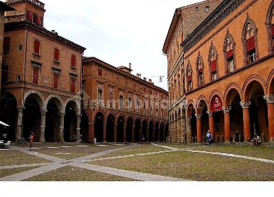 Bilocale 150 m², Centro Storico, Bologna