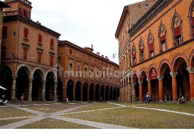 Bilocale 150 m², Centro Storico, Bologna