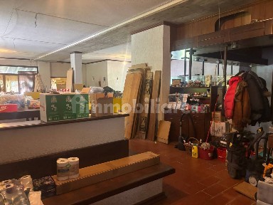 Loft via Vantone, Idro