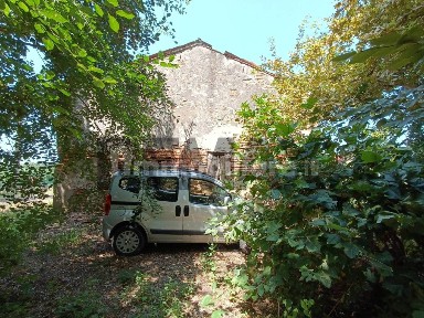 Rustico, da ristrutturare, 138 m², Canda
