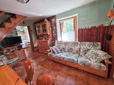 Rivamonte Agordino, Frazione Angoletta