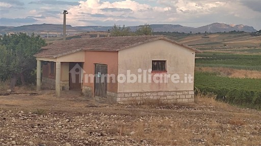 Rustico, da ristrutturare, 85 m², Menfi