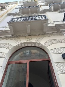 Locale commerciale in Affitto