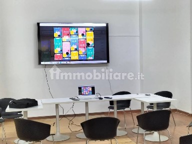Locale commerciale in Affitto