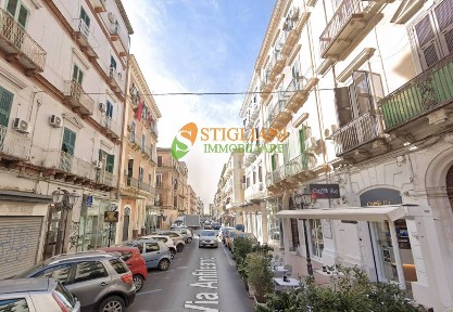 Locale commerciale in Affitto