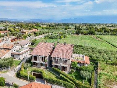 Appartamento via San Pietro, 39, Entroterra, Desenzano del Garda