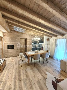 Appartamento ottimo stato, secondo piano, Centro, Ponte di Legno