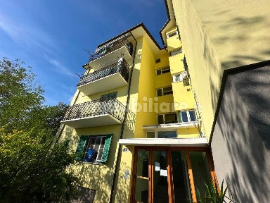 Trilocale via Achille Grandi 13, Borgo San Sergio, Trieste