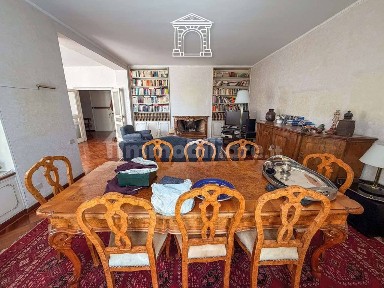 Trilocale via Romagna, Scorcola, Trieste