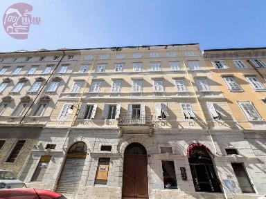 Quadrilocale via del Lazzaretto Vecchio 3, Città Vecchia, Trieste
