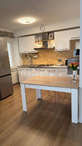 Trilocale via San Michele, San Vito - Campi Elisi, Trieste