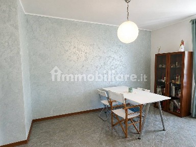 Bilocale ottimo stato, terzo piano, San Giacomo, Trieste