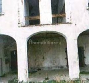 Magazzino all'asta via dei Patrioti, Farra di Soligo