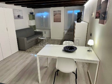 Monolocale Contrà Cornoleo, Centro Storico, Vicenza
